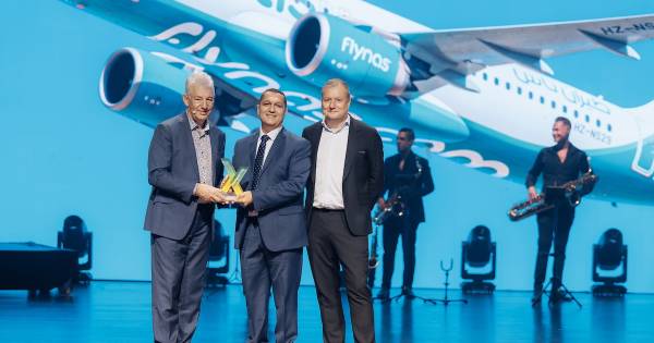 **Flynas Soars: Saudi Airline Recognized for Operational Excellence at Dubai Airport**