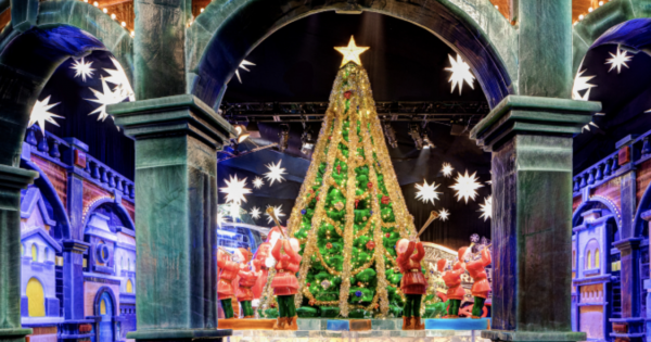 **Glacial Grandeur: Gaylord Hotels Launches Epic Ice Kingdom Holiday Experience**