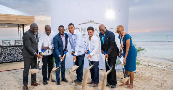 **Moon Palace: A Dream Takes Shape in Jamaican Skies**