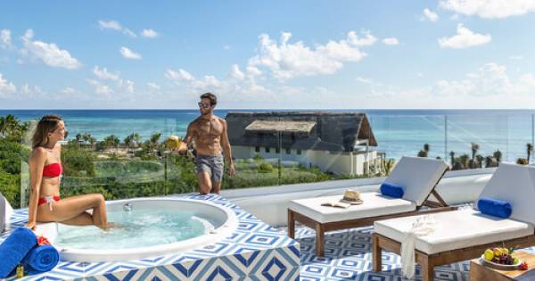 Ocean Riviera Paradise Achieves Top Honors: A Guide to Luxury and Quality