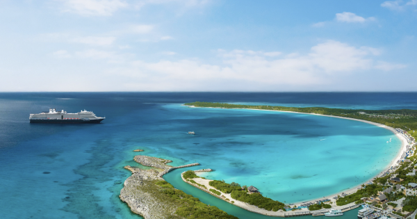 **Relive the Glamour: Holland America & Pan Am Offer a Taste of Aviation's Golden Age**