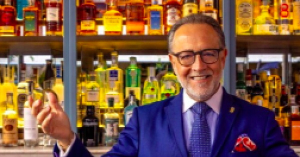 **The Maestro Mixes Magic: Salvatore Calabrese Elevates Bar Stravinskij's Cocktail Experience**