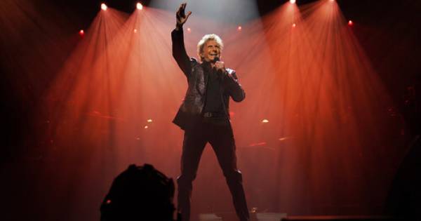 Barry Manilow: Las Vegas Reign Continues with New 2026 Dates
